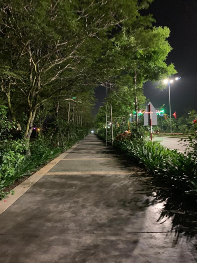 Sunday Premium Apartment Ha Long Exterior photo